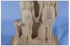 incest egypt consanguinity ancient ucl akhenaten researchers petrie amarna statuette limestone nefertiti