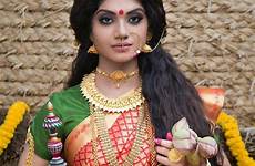 bengali bride wedding indian traditional saree india bridal sarees jewelry gold culture bengal jewellery outfits makeup married visit fashion