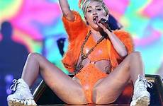 miley cyrus pussy celebrity vagina upskirt showing her nude uncensored sexy shows hannah hot montana naked oops sidney musicians pic