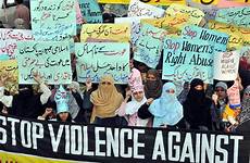 honor killings pakistan killing honour against women protest stop female discrimination crime causes east lahore woman pakistani problem horrific complex