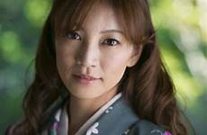 hitomi ryo japanese milf kimono off her gorgeous strips asian city