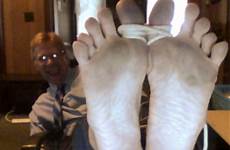 ticklish snapshot toes