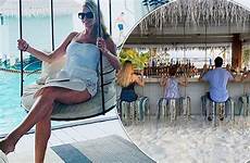 glimpse tess daly maldives