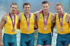 rowing bulges athletes pacchi rowers olimpiadi atleti swimmers lycra beaux paquets aussie cosmopolitan speedos spandex vus londres deserve aviron medals