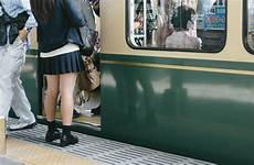 chikan jepang japanesestation groping trains soranews24 pelecehan kereta seksual berita pelaku jitu tangkap molester terjadi sering menunjukkan ilustrator