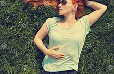 redhead relaxation