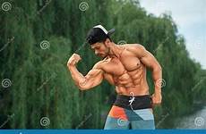bodybuilder torso muscles muscular