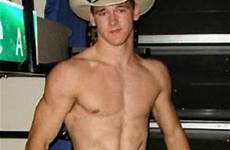 bulge cowboy cowboys country boys chicos campo hombres guys huge cow farm men vaqueros sexy 2010 jeans hot guapos bing