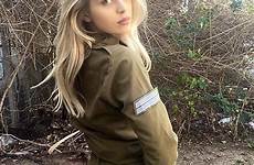 israeli idf mulheres militares militar israelische soldado butt defence xizmat qizlari qiladigan menina feminina armas mulher awomen hottie kn3 sharejunkies