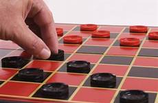 checkers jeu championship dambond organiseert radj narain thespruce gameplay