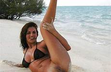 bottomless beach fanny public italian nude bravo vanessa naked women group topless bbw zbporn