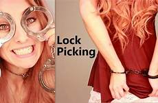 handcuffs fun double locked pick way