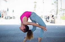 sofie dossi acro contortion pose ginnastica danza flexibility ballet