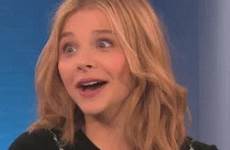 gif chloe moretz grace surprised gifs wow oh reaction omg embarrassed lol awkward stare laughing giphy laugh chuckle interview girl