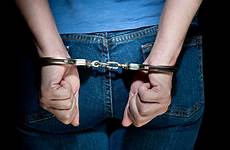 precinct handcuffs escapes