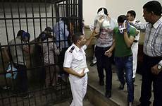 homosexuality gays egipto cairo transgender punitive wsj sexuales condena libertinaje egyptians entrapped motivos convicted debauchery inciting