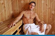 sauna mann attraktiver sitzt attraktive relax