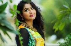 malayalam nair navya celebrities