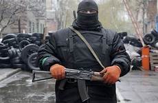 ukraine ukraina moscow militia russia putin gunman stands unrest efrem lukatsky slovyansk