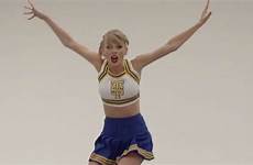 taylor swift shake off cheerleader outtakes shares video oldenburg ann aug et usa today