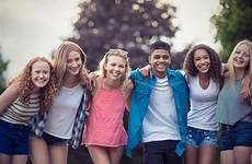 adolescence groupe adolescents physiques changements