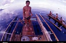 badjao tribe diver philippines sulu philippine prepare dive crew siasi sea oysters stock alamy island bajau province