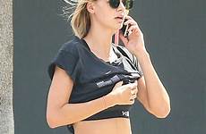 kelly rohrbach tights booty pilates class abs leaves la gotceleb flaunts sculpted perfectly angeles los her she shirt rohr