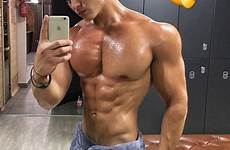 muscular boys blond athletes nus gays selfies athletisch fuckin chico elio
