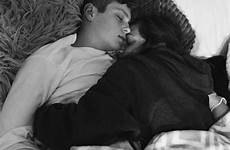 couple instagram cuddling cute goals couples sleeping teen relationship