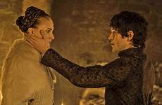 sansa rape thrones ramsay incest controversial starks rapes aired
