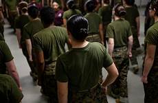 sexual assault iraqi militer amerika assaults puluhan ribu pelecehan seks kasus bukti victim parris viva unacceptable surge ranks