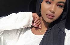 somali hijabi