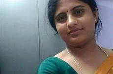 aunties aunty kannada housewives mallu malayali tamil homely housewife seeking