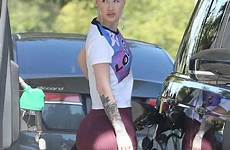 iggy azalea shorts short big derriere her ample steps hoops nairaland los showcases skimpy instagram she earrings angele angeles lucky
