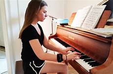 piano teacher lesson music teenage hk hong kong perfect lessons student who example looking re if
