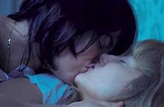 emma stone riseborough andrea lesbian scene sexes battle movie button below want click