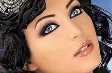 beautiful girls arabic actress arab most arabe makeup syrian make maquillage siria cool