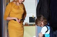 strict punishment moeder corporal terugkomen waarschuwt zoon discipline tumbex