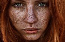 freckles freckle redheads fascinating redhead freckled sommersprossen venja greenorc