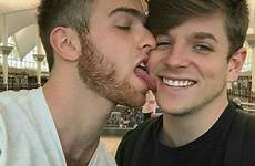 kiss boys hermano wattpad meaws parejas gays ewig homosexual artigo chicos แ ชร