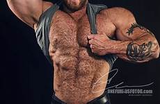caleb blanchard bicep bodybuilders hunks hommes poilu monti chested visitar faite perfection