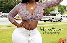 thighs thigh curvy jeans curves voluptuous