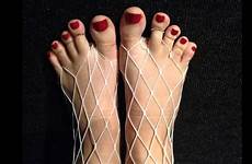 feet fishnet sexy