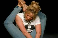 flexibility shakira showing gymnastics sheldon rihanna