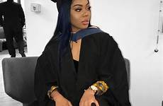 graduation girl outfits instagram look