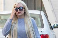 amanda bynes fake denies pregnant engaged announces account she twitter after
