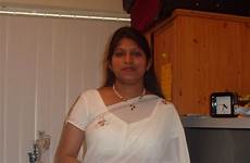 housewife desi real life saree cleavage masala