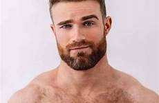 hunks chested scruffy poilu bearded beard shirtless mymusclevideo