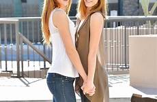 noma gia romi raylene gemelas lapatilla flashers pecaminoso destacados twingirls