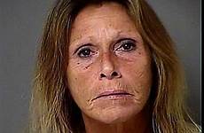 mom pimped woman pimp daughters her osceola howard sex teen prostitutes paula teenage arrested daughter charged little mummy selling os